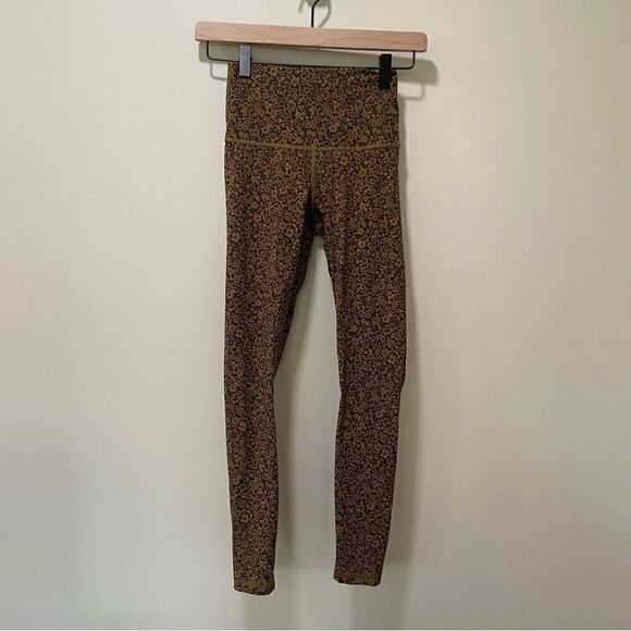 Everlane The Perform Legging Black Breen Floral sz XXS - Picture 6 of 10